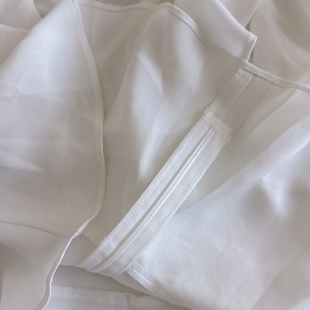 Elegant White Ruffle Top - Picture 3 of 5